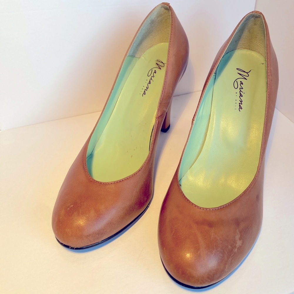 Mariana by Golc Tan Leather Heels